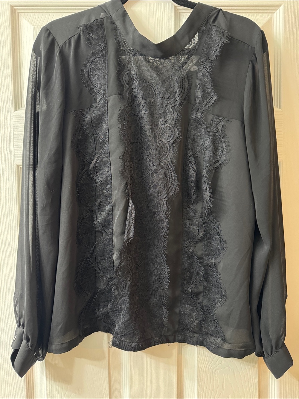 Black Lace-Front Long-Sleeve Women's Top